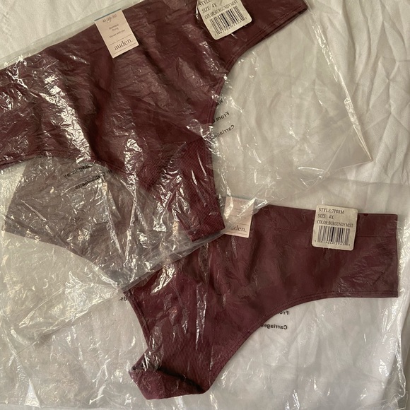 *free gift with purchase* 2 Brand new size 4X Auden Thongs in burgundy - Picture 7 of 7